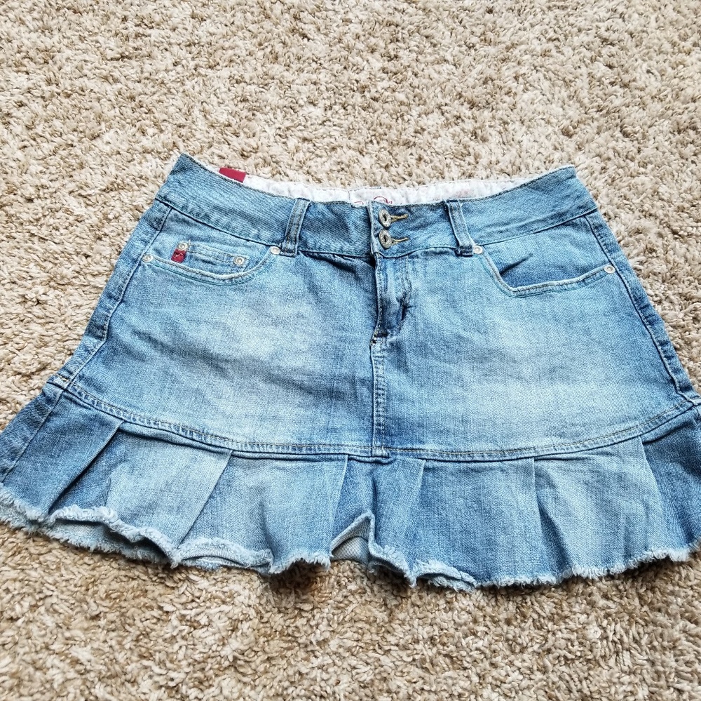 Vanity Ruffled Jean Skirt